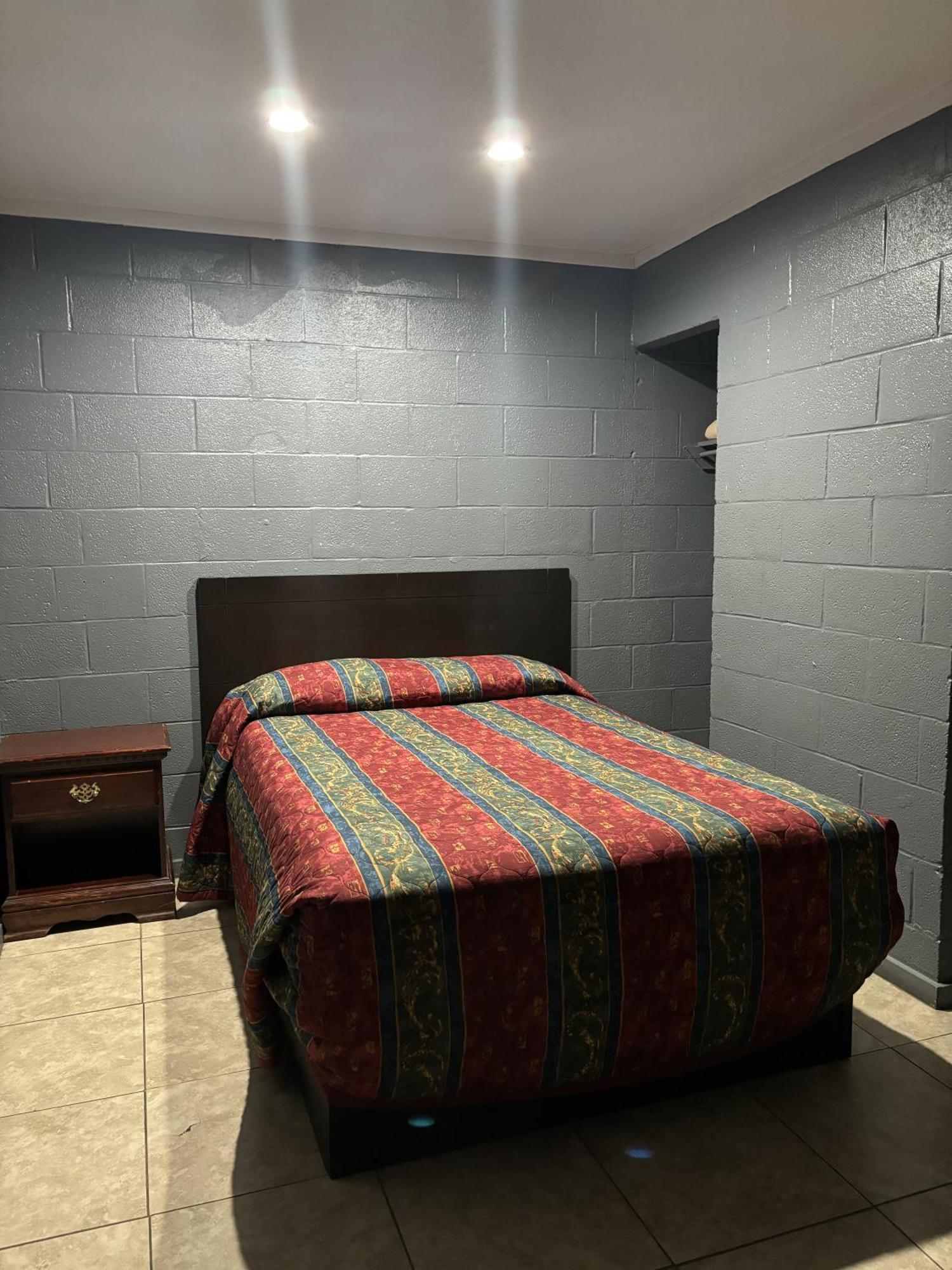 Budget Inn Of Mineola 外观 照片